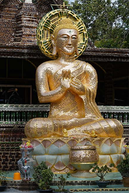 Wat Pa Maha Chedi Kaew-008